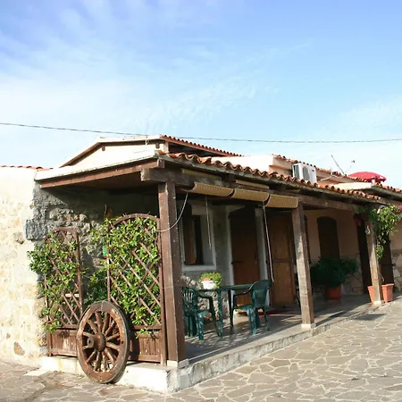 Bed & Breakfast Domo De Resteblas