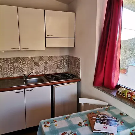 Bed and Breakfast Domo De Resteblas