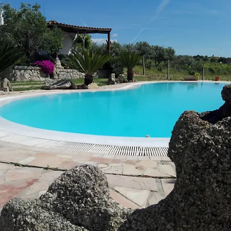 Bed and Breakfast Domo De Resteblas 3*