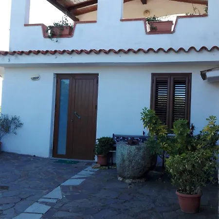 Bed & Breakfast Domo De Resteblas 3*